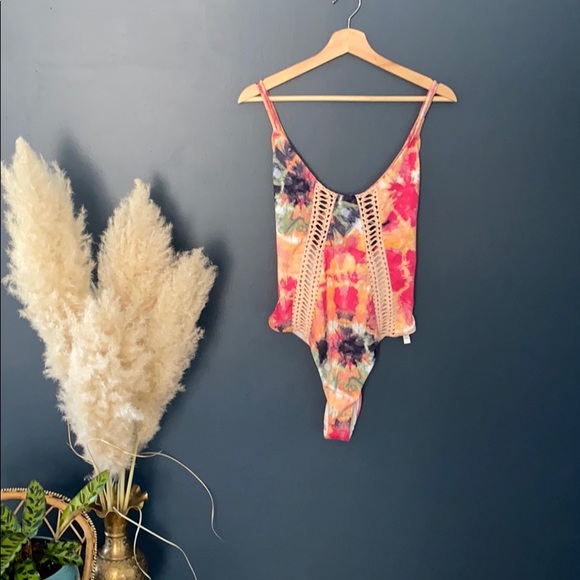 One piece swimsuit